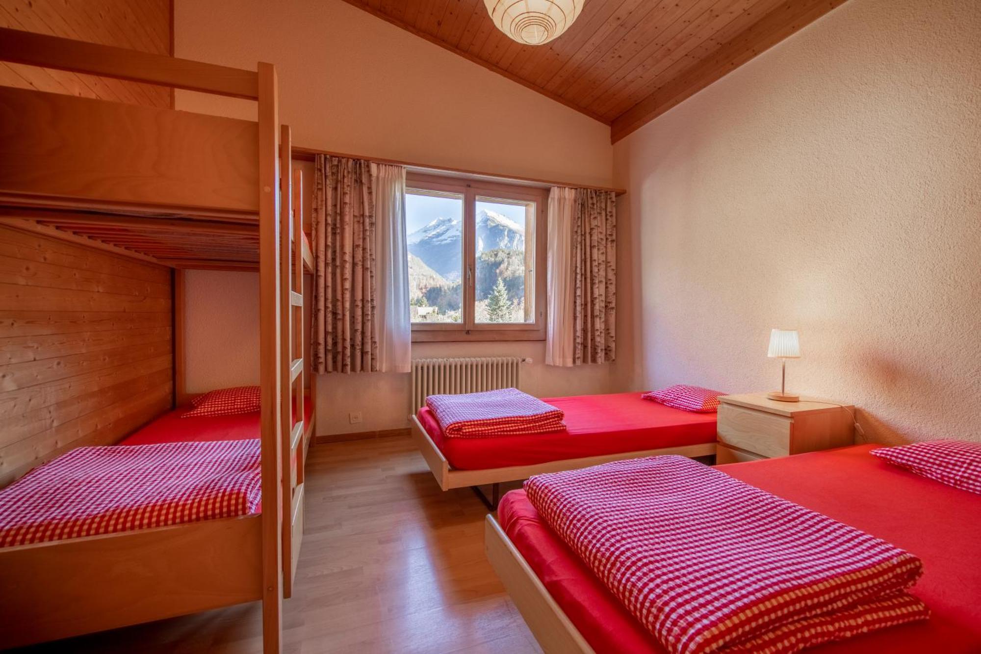Simons Herberge Meiringen Exterior foto